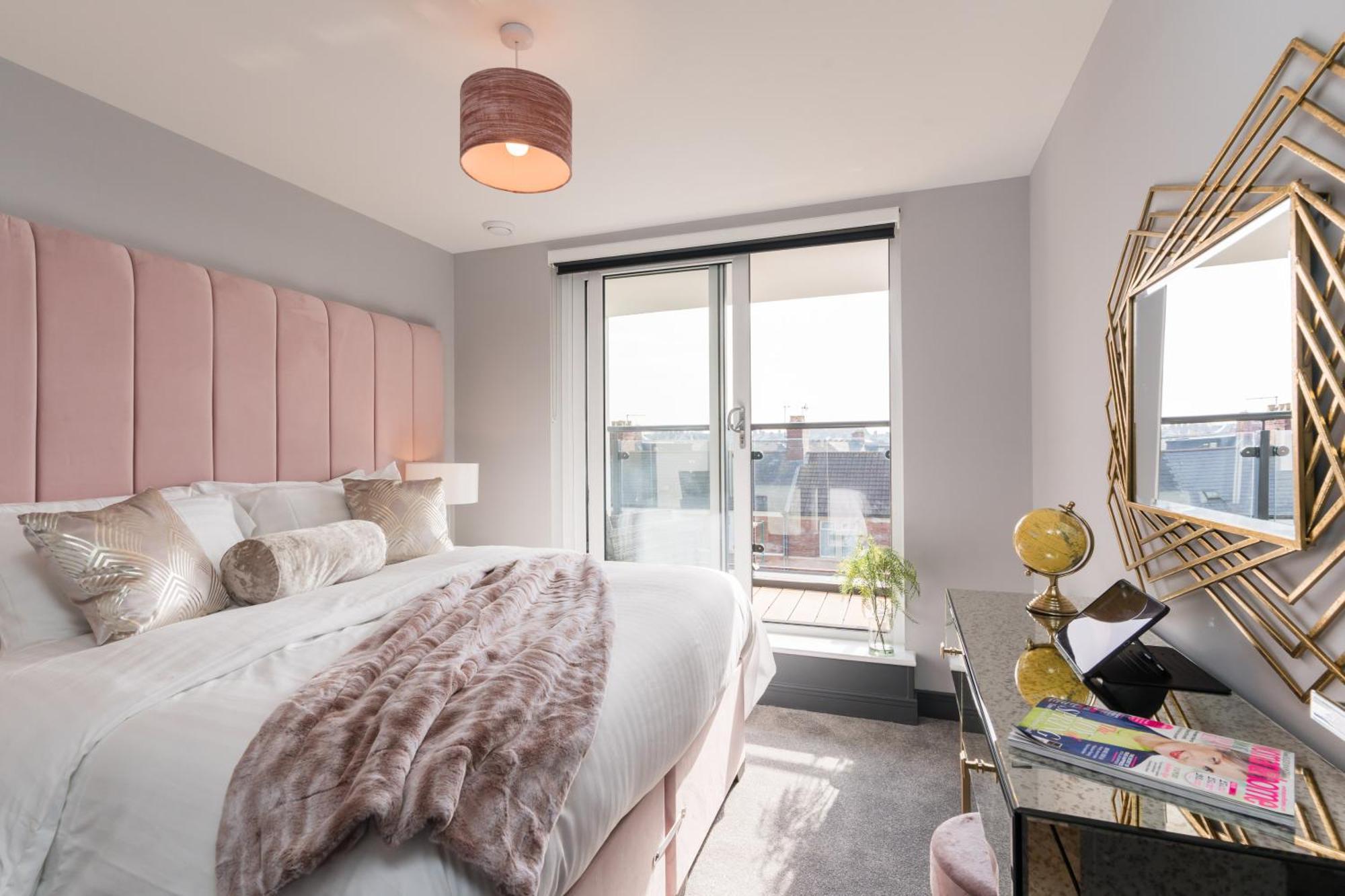Luxe Apartments, The Moorwell, Parking, Gym - 10Mins Cardiff City Ctr الغرفة الصورة