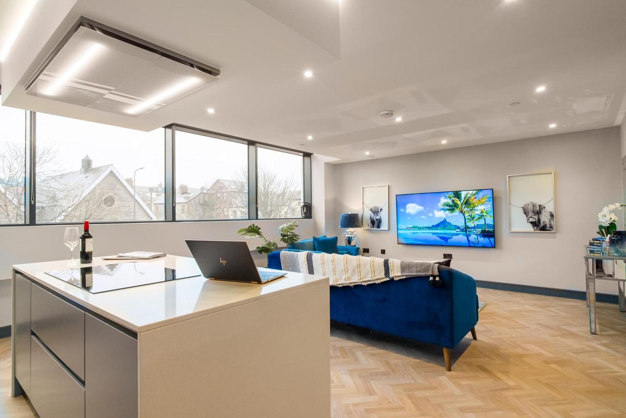 Luxe Apartments, The Moorwell, Parking, Gym - 10Mins Cardiff City Ctr الغرفة الصورة