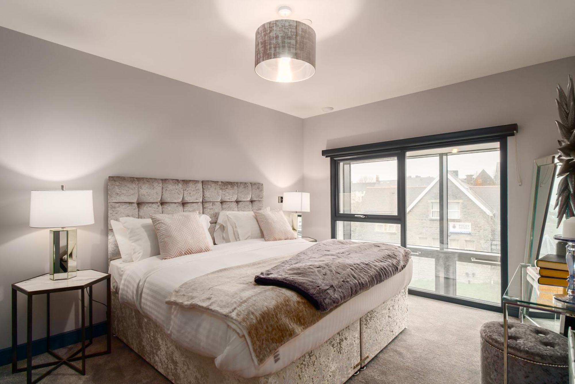 Luxe Apartments, The Moorwell, Parking, Gym - 10Mins Cardiff City Ctr الغرفة الصورة