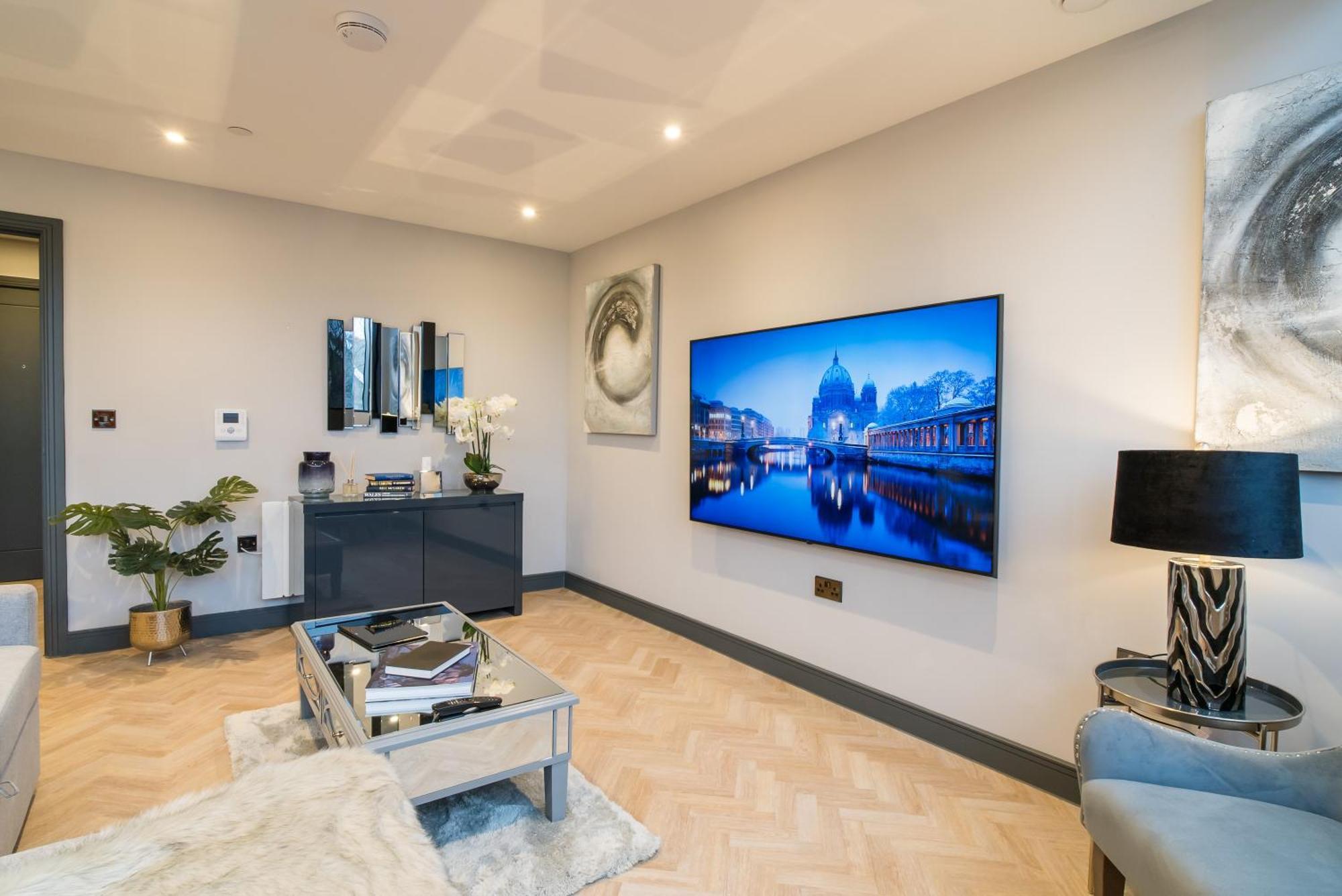 Luxe Apartments, The Moorwell, Parking, Gym - 10Mins Cardiff City Ctr الغرفة الصورة