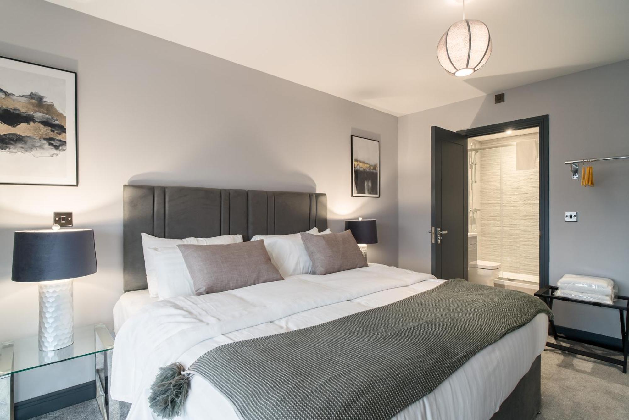 Luxe Apartments, The Moorwell, Parking, Gym - 10Mins Cardiff City Ctr الغرفة الصورة